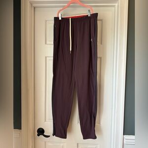 Women's medium Tracksmith Pants